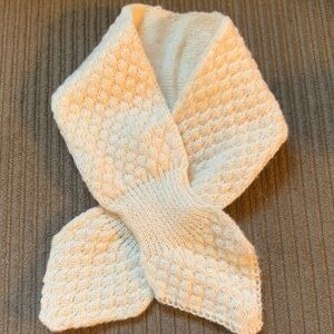 Elegant Cream Knit Scarf